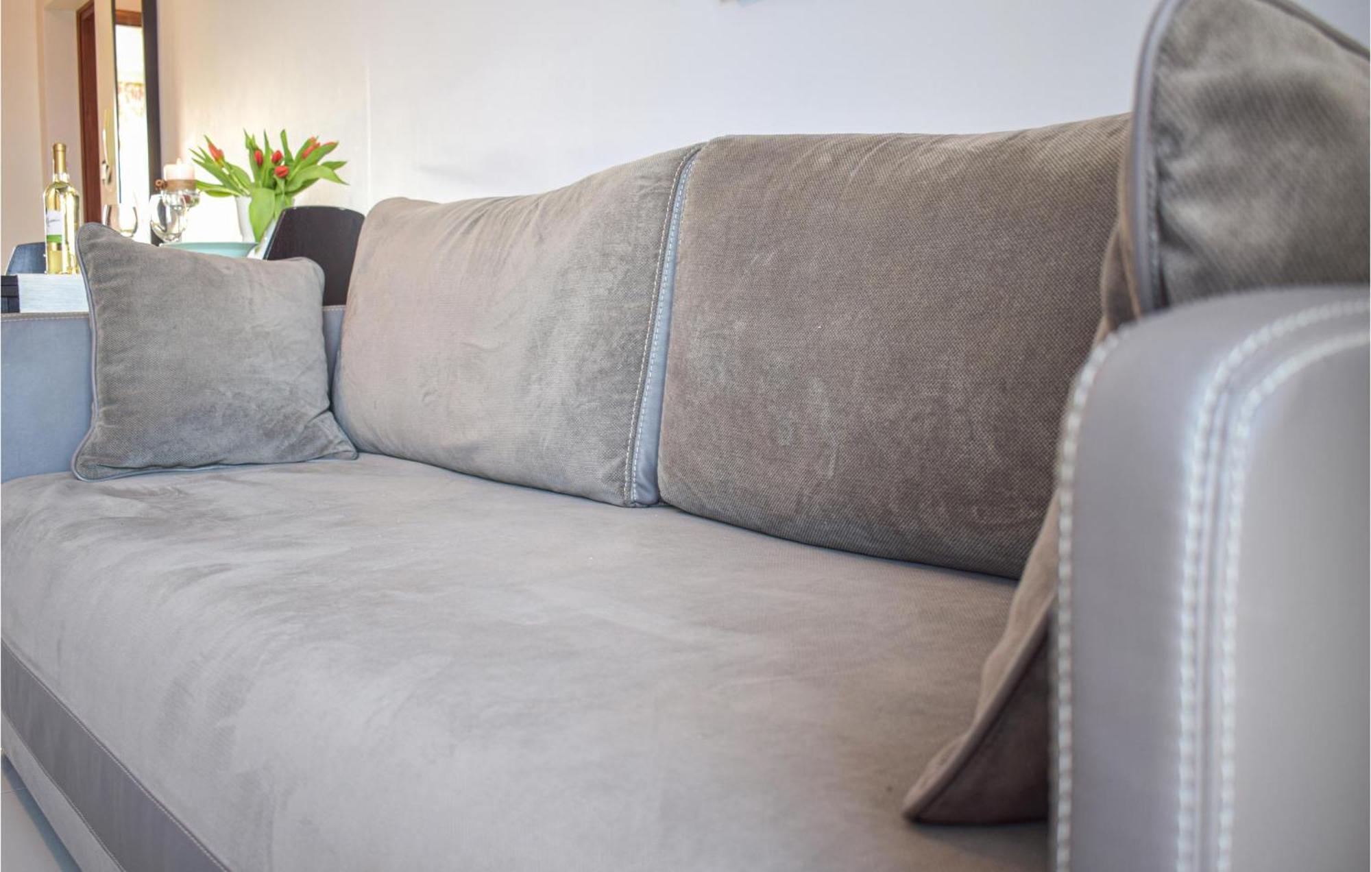 Nice Apartment In Darlowko With Wifi エクステリア 写真